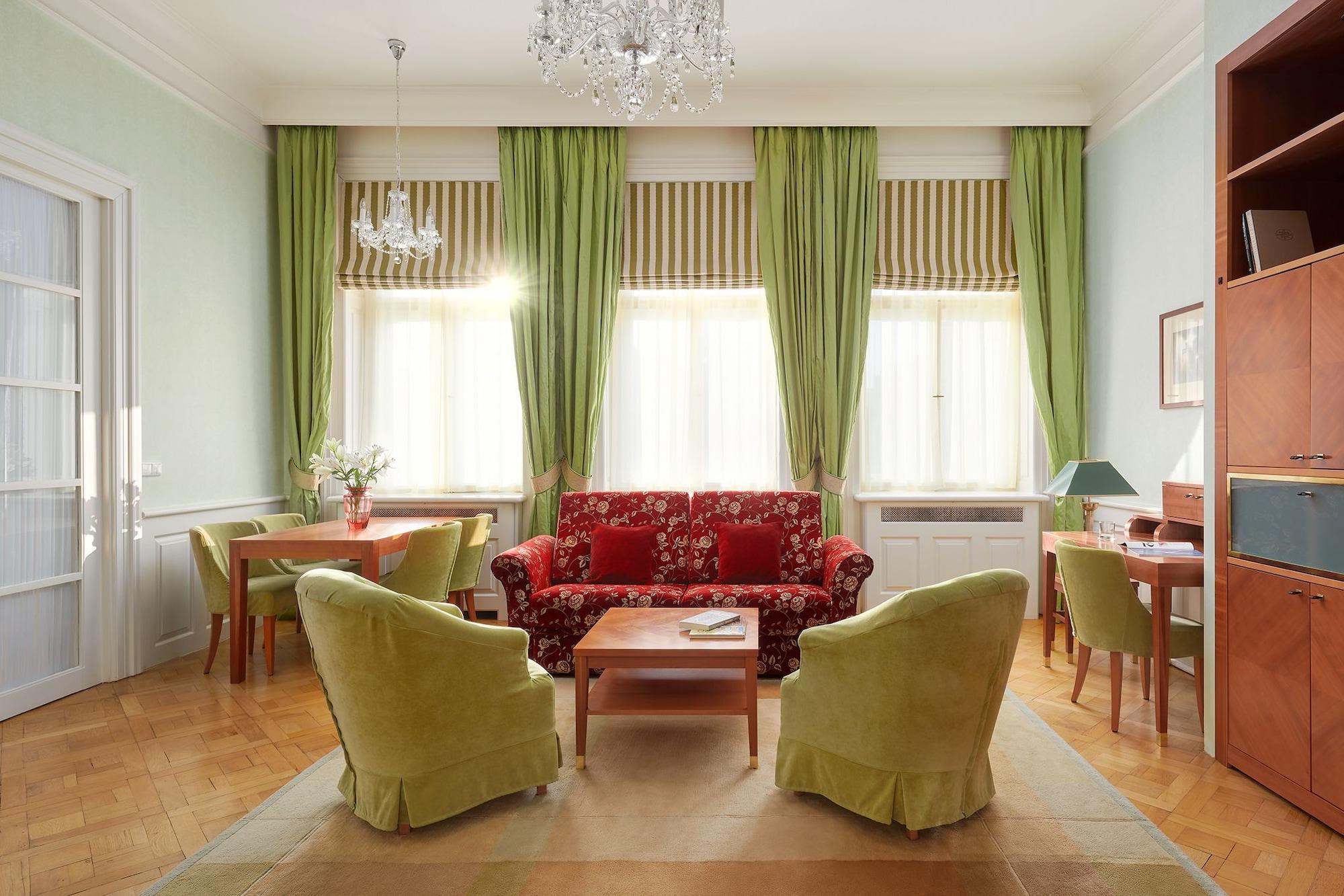 Ventana Hotel Прага Екстер'єр фото