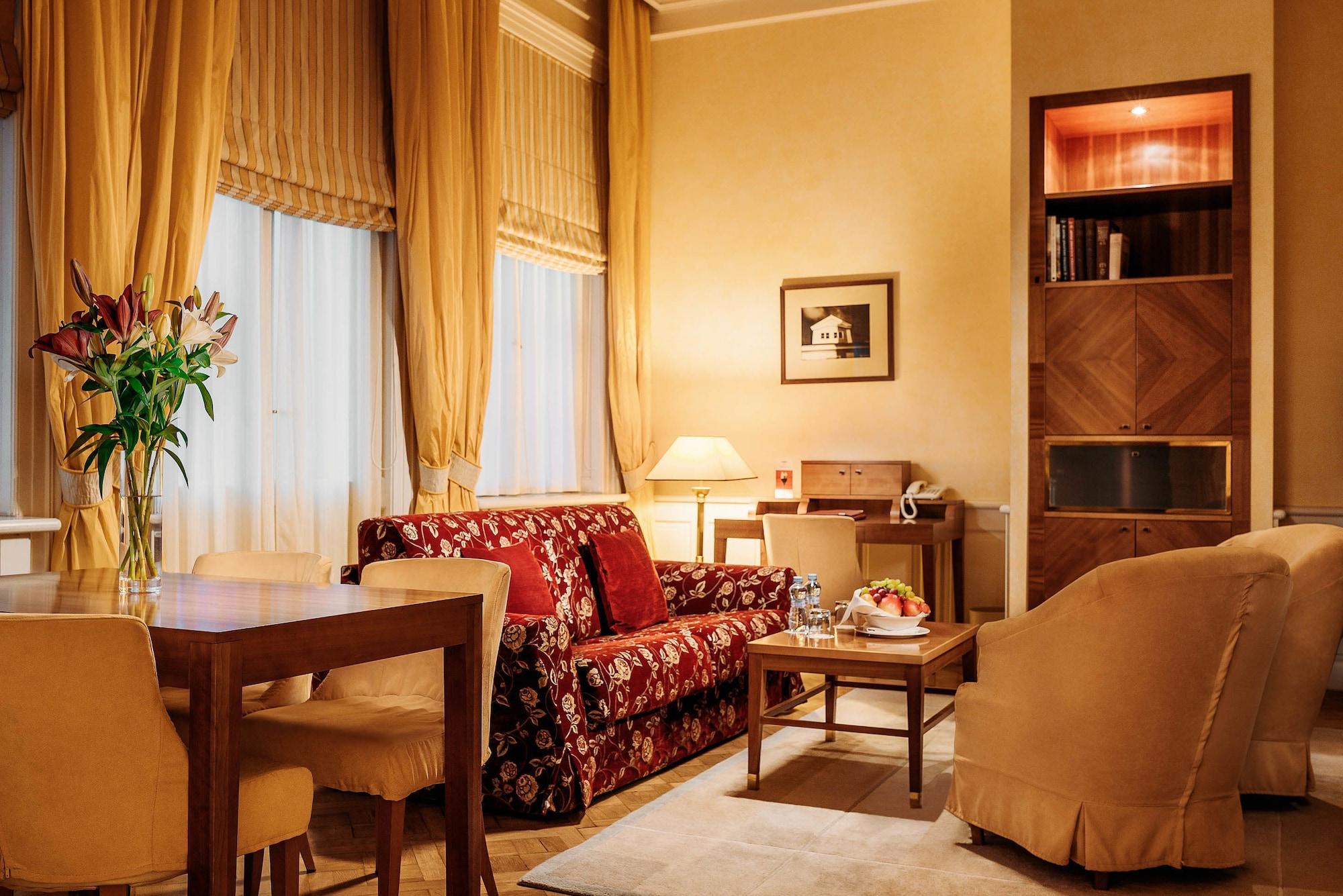Ventana Hotel Прага Екстер'єр фото
