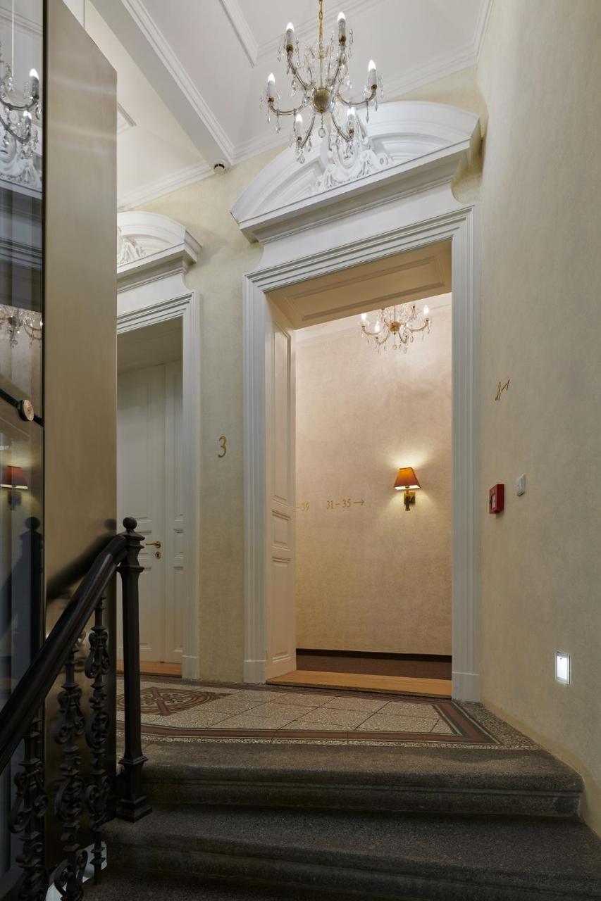 Ventana Hotel Прага Екстер'єр фото